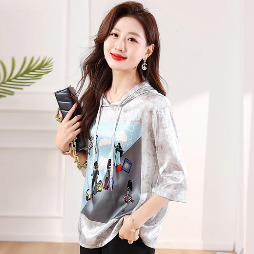 弹力缎真丝上衣，中袖设计感连帽宽松印花桑蚕丝小衫KQN-85507 商品图1