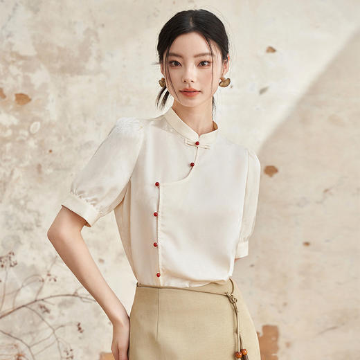 暗纹缎面新中式小立领吊珠盘扣衬衫女春夏季古韵端庄衬衣V1140881 商品图3