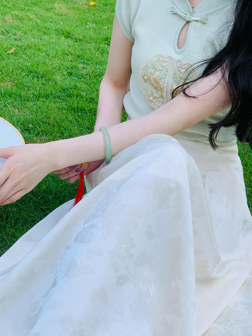 【百图lulu定制】【清冷系半身裙】浮雕暗纹 清冷系 高腰 国风半身裙 商品图4