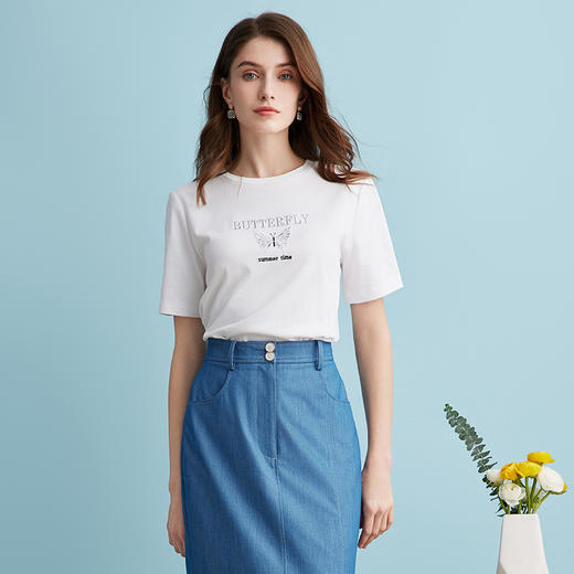 EITIE爱特爱夏季新款时尚休闲百搭舒适简约印花T恤上衣女B2402308 商品图2