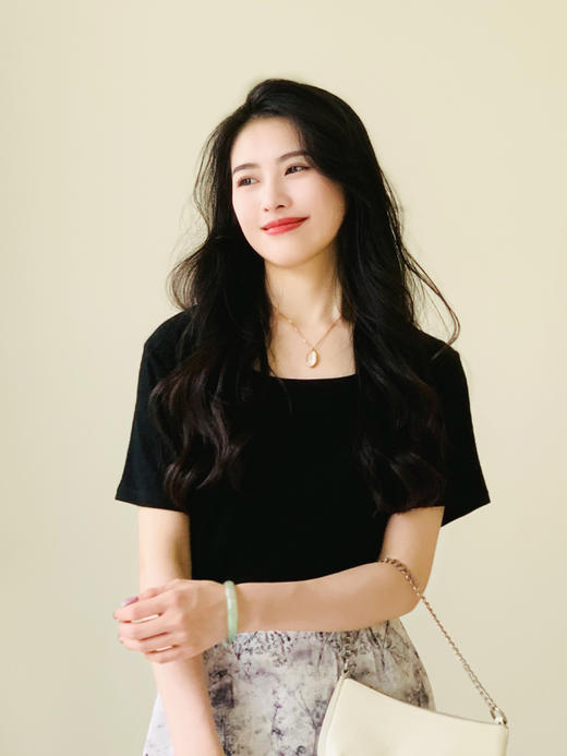 【百图lulu定制】【面膜方领T】 面膜质感  Q弹 柔软舒适 短袖 H版型 正肩短袖T恤 商品图0