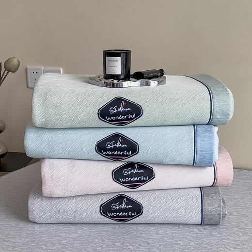 【轻奢质感冰丝席三件套】夏日冰爽凉感软凉席三件套 无痕无印三明治床笠式凉席 商品图8