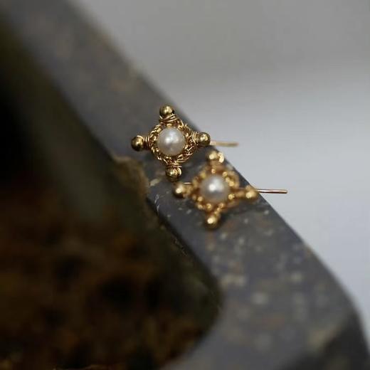 SpoiledBrat Jewelry珍珠十字架耳环 商品图1