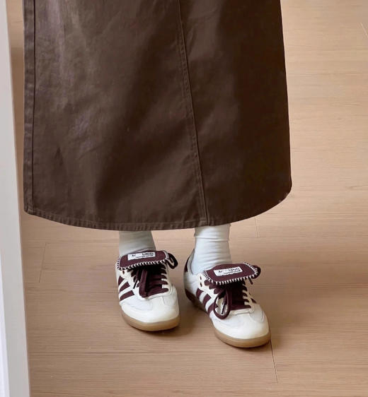 现货 THS 4.13-无 阿迪家 情侣款 好看好穿好搭配联名板鞋 4色 QZ083 商品图2