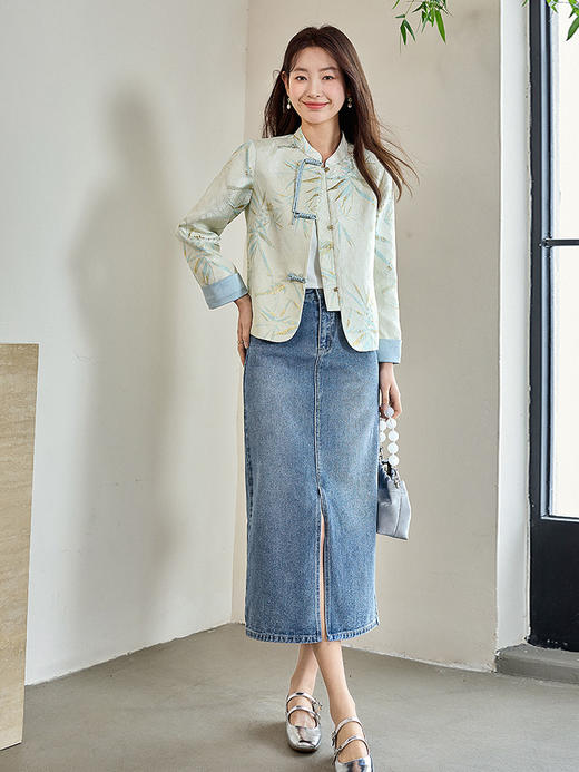 【年货节】熙世界织锦提花刺绣新中式外套短款国风盘扣上衣2025年秋秋新款 商品图3