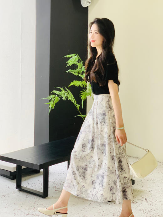 【百图lulu定制】【面膜方领T】 面膜质感  Q弹 柔软舒适 短袖 H版型 正肩短袖T恤 商品图1