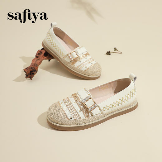 Safiya/索菲娅2024春国风编织钻扣浅口平底懒人一脚蹬渔夫鞋 SF41111432 商品图5