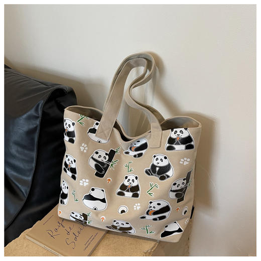 夏季【熊猫帆布包】大容量质感单肩包 斜挎托特购物袋 妈咪时尚休闲包 国庆出游户外 商品图0