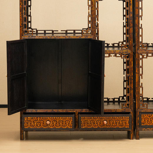 二十世纪 紫檀嵌湘妃竹博古柜（一对） 商品图3