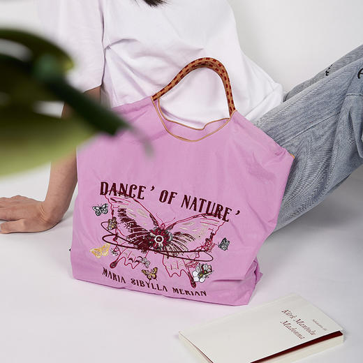 大英博物馆 博物志系列 蝴蝶刺绣 收纳购物袋 便携单肩包 日常收纳 出游通勤包 商品图1