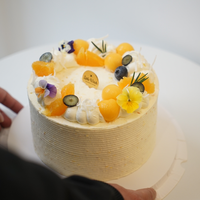 LITTLE WITCH  芒果柑橘奶油蛋糕