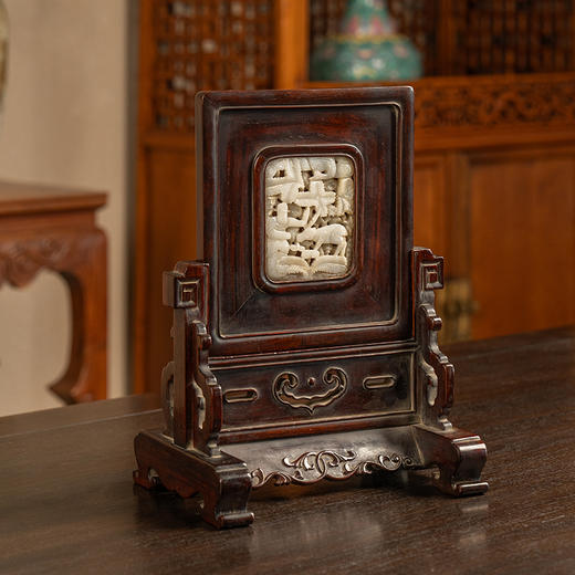 清 红木嵌玉透雕鹿衔灵芝插屏 商品图4