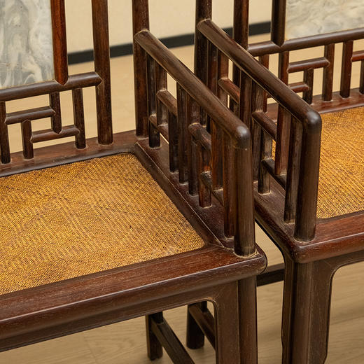 清 红木镶云石攒接靠背扶手玫瑰椅成堂（一堂四只） 商品图2