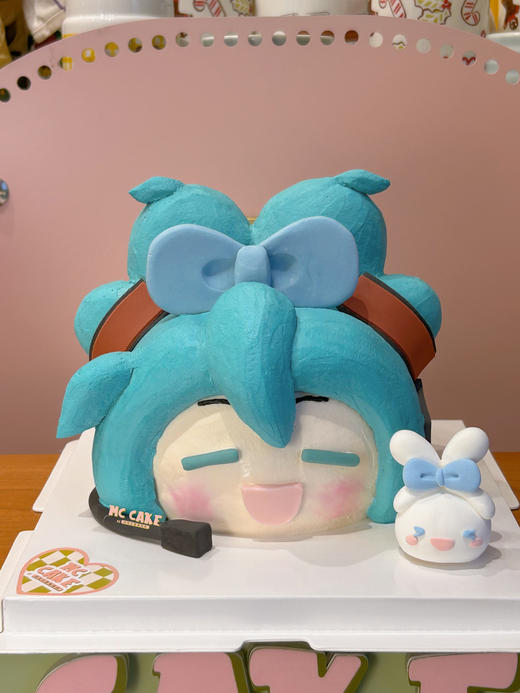 初音未来头像立体造型蛋糕 商品图0