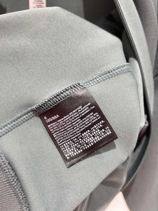 点此购买 Lululemon春秋季女士口袋拉链帽衫 ss 285063 商品图12