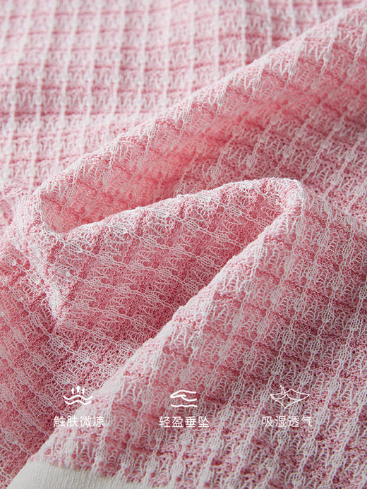 【专属特价】熙世界法式小香风冰丝针织衫夏季短袖时髦气质减龄撞色V领上衣 商品图4