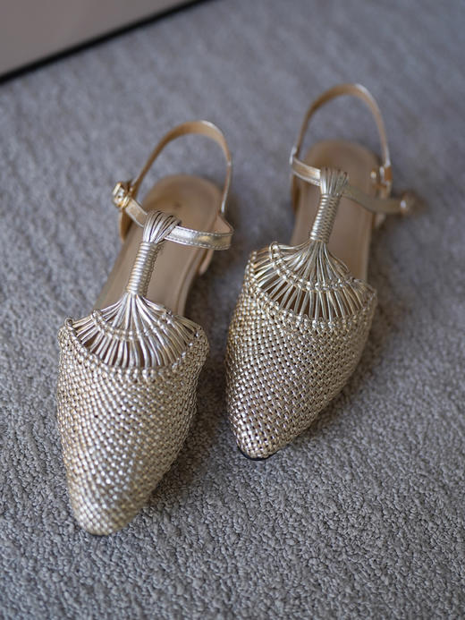 新中式国风非遗手编工艺手工鞋！双色可选，篙端真皮头层牛皮手工编织单鞋，经典耐看，复古时髦，脚感柔软细腻，上脚轻巧，时尚与舒适的结合 商品图10