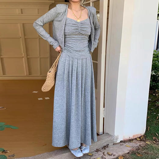 裁缝学苑AQ267 新款褶皱吊带+开衫纸样半身裙 商品图4