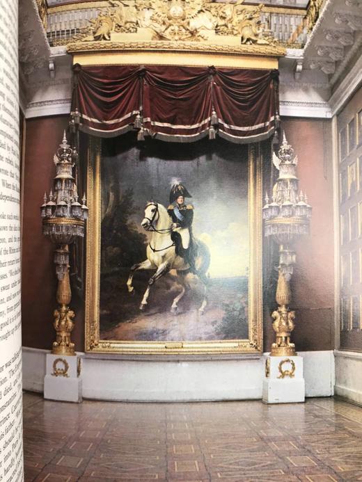 罗曼诺夫家族 约百幅插图 精装16开 商品图8