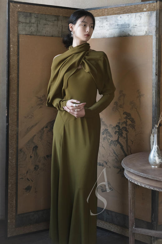 Cortana  苔绿色Georgia夹克式真丝连肩短外套 商品图1