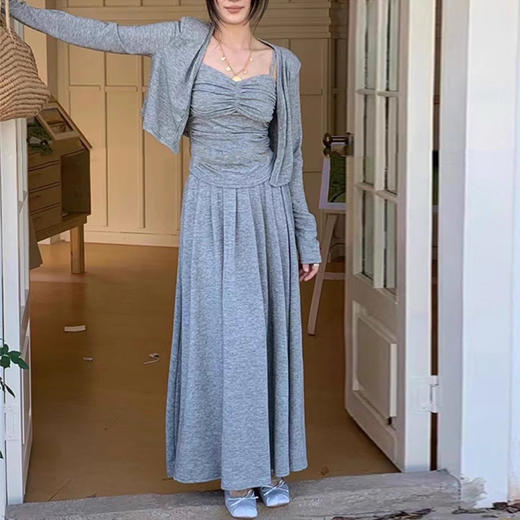 裁缝学苑AQ267 新款褶皱吊带+开衫纸样半身裙 商品图3