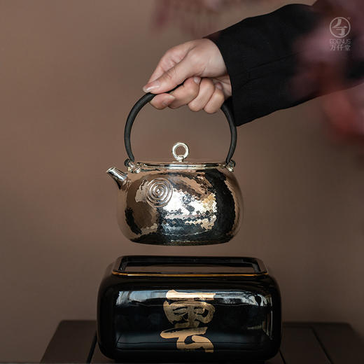 锤纹泉眼壶·银壶（小） 商品图2