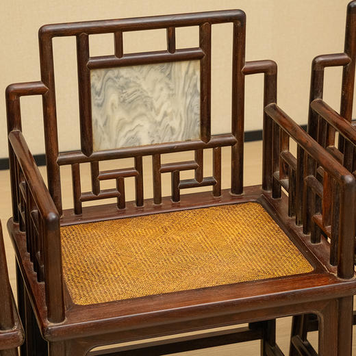 清 红木镶云石攒接靠背扶手玫瑰椅成堂（一堂四只） 商品图3