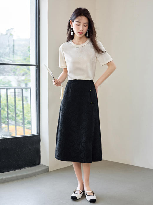 【专属特价】熙世界2025夏季新中式暗纹提花雪纺衫短袖百搭圆领国风T恤上衣 商品图2