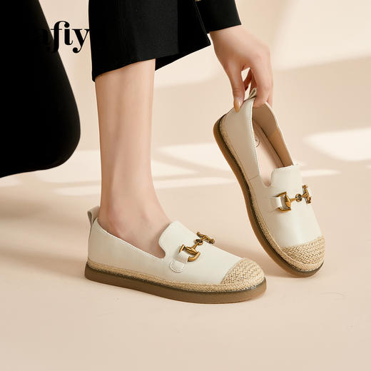 Safiya/索菲娅 2023秋新款外穿一脚蹬休闲编织平底渔夫鞋 SF33112423 商品图3