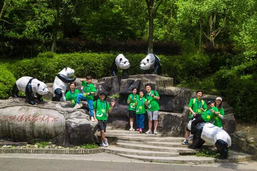 【暑假十一】寻迹成都大熊猫义工体验营!五钻酒店\探秘三星堆\看非遗变脸\穿戏服...一次玩遍成都特色|5~70岁 商品图0