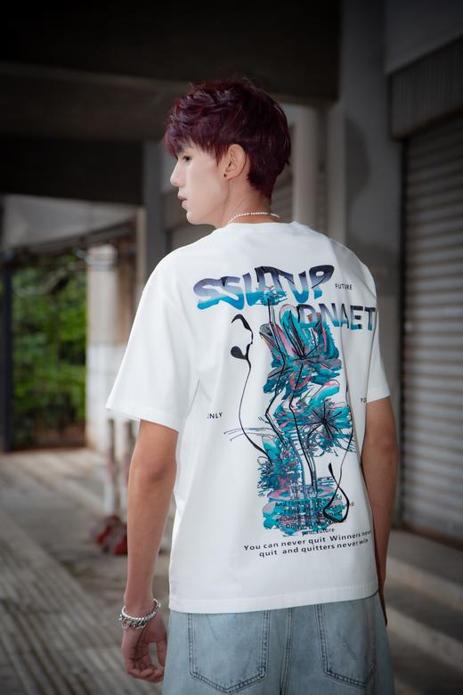 W422112037刺绣夸张印花短袖T恤 商品图4