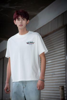 W422112037刺绣夸张印花短袖T恤