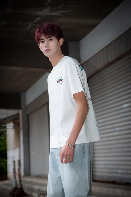 W422112037刺绣夸张印花短袖T恤 商品图2