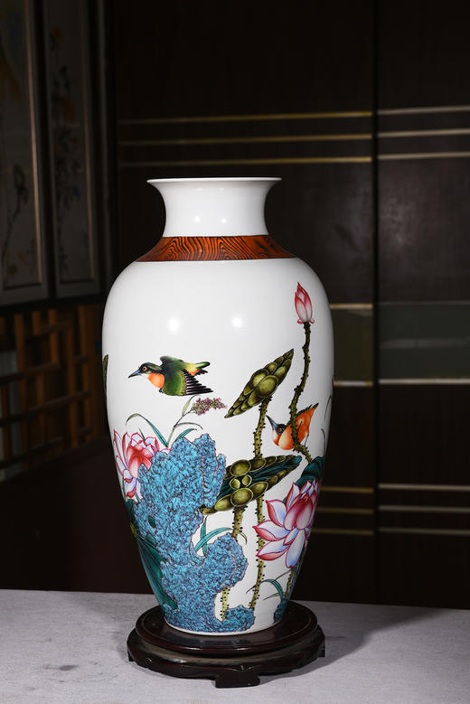 炉钧挂彩荷塘清趣赏瓶 商品图0