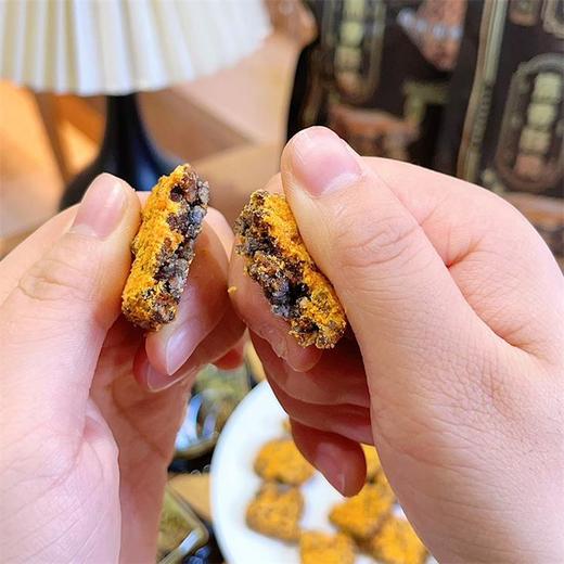 肥上黑金锅巴 肉松蟹黄口味 添加真蛋黄 松香酥脆 商品图5
