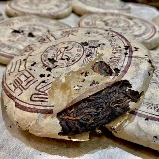 99易昌号小饼普洱老生茶 标杆老易武经典 断层半个世纪的易武茶 重新回到舞台中心  价格好 干仓真品  标价为一片的价格 商品图2
