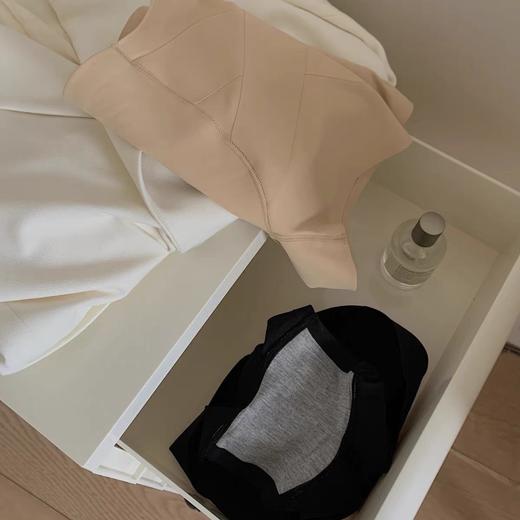 <曾小咸推荐> 石墨烯底档提臀收腹裤 日常49/件 到手29.99/件  55/2件！即将涨价！【贴身衣物不退不换】【预售款，预计3-15天发货】 商品图2