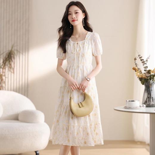 茶歇法式白色碎花连衣裙子女2024夏季新款质感高级感收腰中长裙子 商品图1