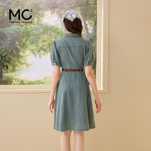 mc2翻领金属爱心牛仔连衣裙女2024夏装新款收腰显瘦甜美减龄洋气 商品图2