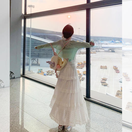 <曾小咸推荐>微信粉丝秒杀专场 仅此今天 活动结束下架 【时髦调性】可拆卸带花胸针开衫 日常109.99 立降60 元 今天秒杀价49.99 ！！ 商品图5