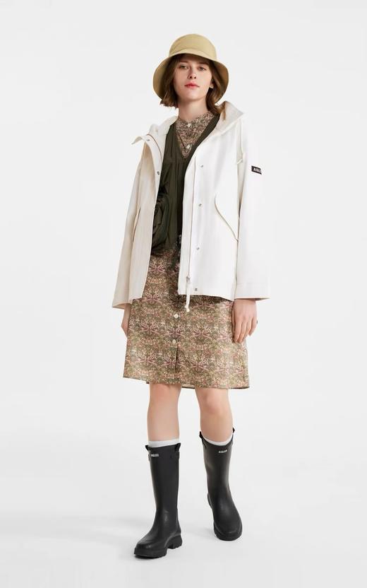 AIGLE艾高2024春夏新款女士MTD防风防雨透汽中长款鱼尾冲锋衣夹克 商品图2