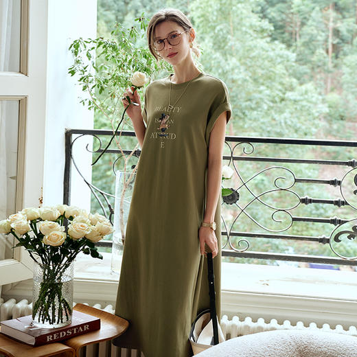 OLrain欧芮儿休闲短袖连衣裙女夏季2024年新款直筒开叉针织长裙 商品图1