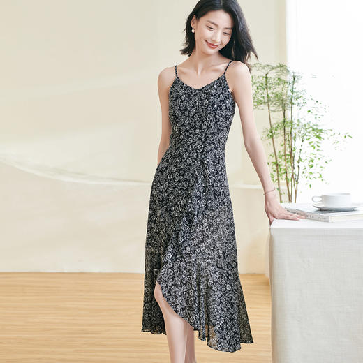 剩S/M/L/XL 米思阳2025夏季新款优雅气质吊带连衣裙碎花设计黑色A字裙女1105 商品图1