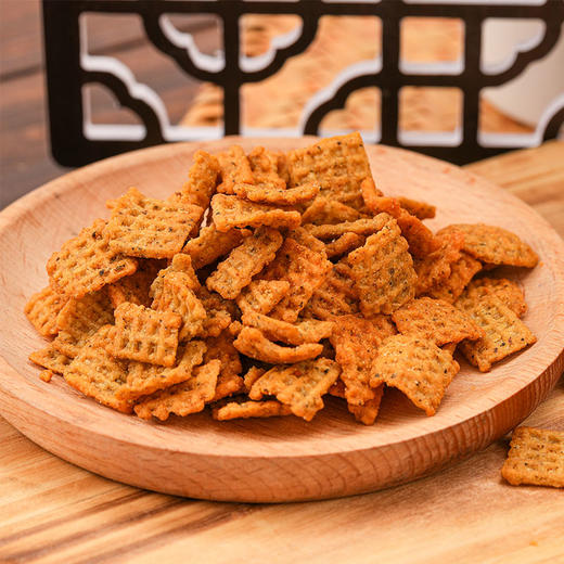海玉花椒锅巴多规格麻辣酥脆可口经典怀旧小吃解馋办公室小零食 商品图3