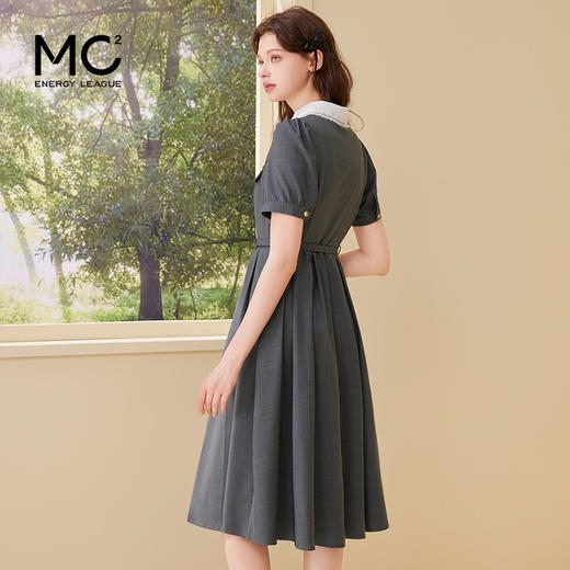 mc2撞色翻领腰身压褶长款连衣裙女装2024夏季新款时尚复古休闲风 商品图2