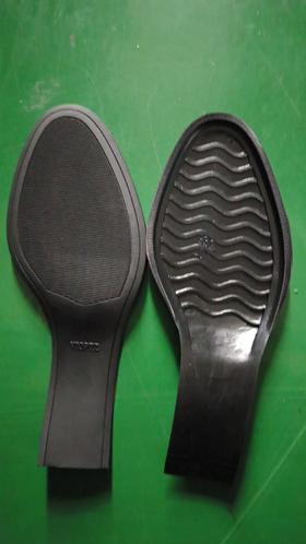 932女士 鞋底，前半截，橡胶底