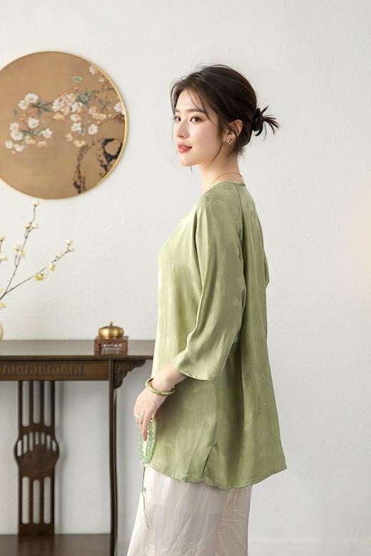 2024年夏季新中式国风人丝宽松上衣女装百搭休闲中国风T恤衫 商品图3