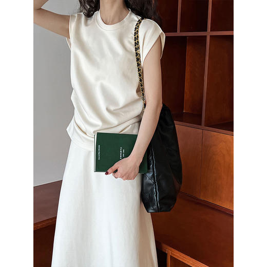 【基础款】两件套 无袖背心套装夏季遮肉小飞袖收腰T恤上衣+半身裙两件套 商品图1