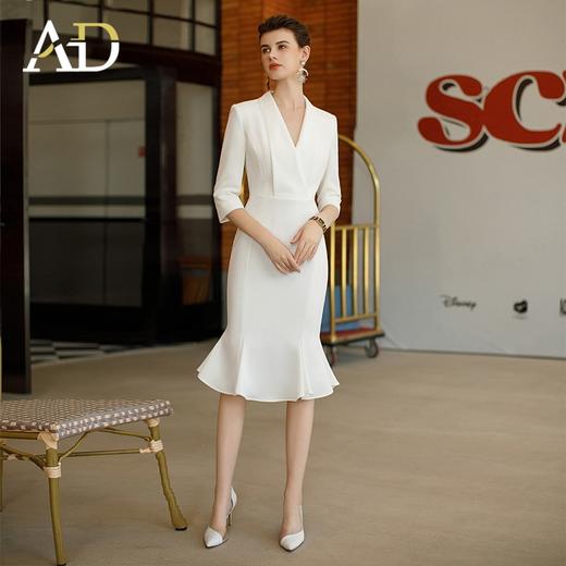AD白色连衣裙女2024新款职业装气质女神范西装裙高端包臀鱼尾裙子 商品图2