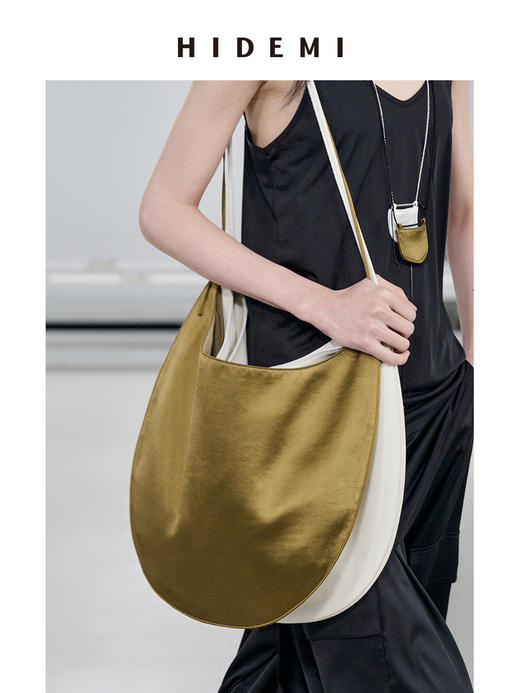 HIDEMI 【娜扎同款】昨日我是月亮系列极简流线感月牙包 中号/小号 商品图2